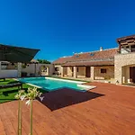 Casa Di Nikola Zadarvillas Βίλα Posedarje