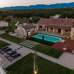 Casa Di Nikola Zadarvillas Βίλα Posedarje