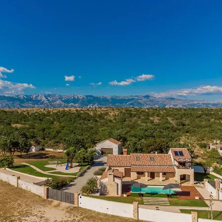 فيلة Casa Di Nikola Zadarvillas بوسيدارجي