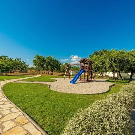 Casa Di Nikola Zadarvillas
