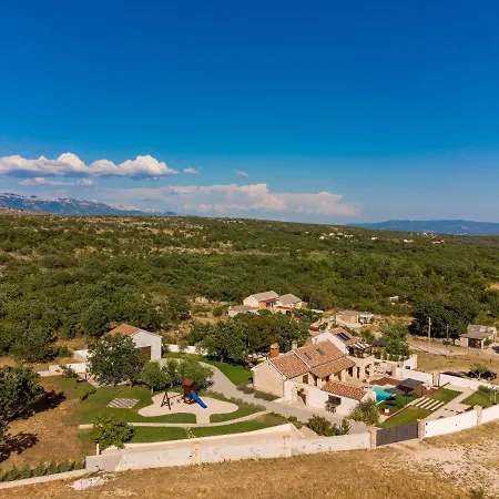 Casa Di Nikola Zadarvillas فيلة بوسيدارجي
