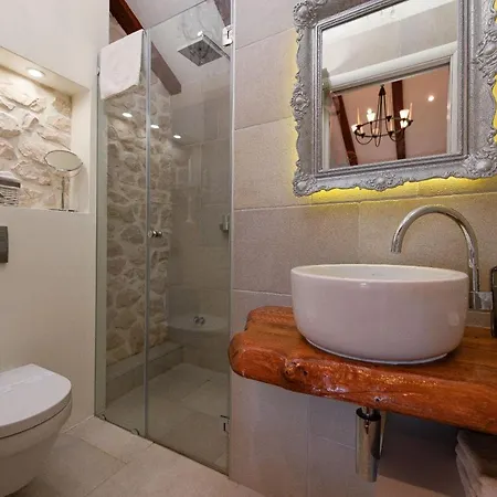 فيلة Casa Di Nikola Zadarvillas *