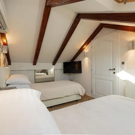 فيلة Casa Di Nikola Zadarvillas