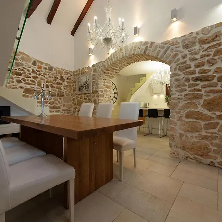 فيلة Casa Di Nikola Zadarvillas بوسيدارجي