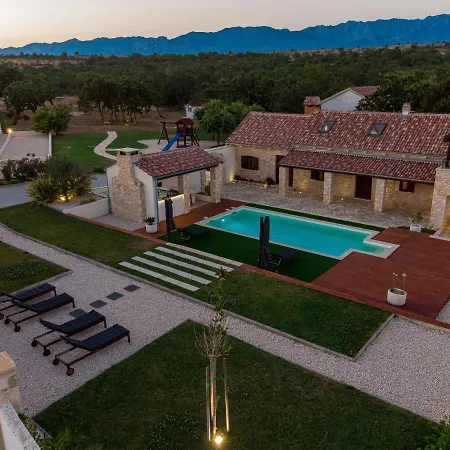 Casa Di Nikola Zadarvillas Вилла Поседарье