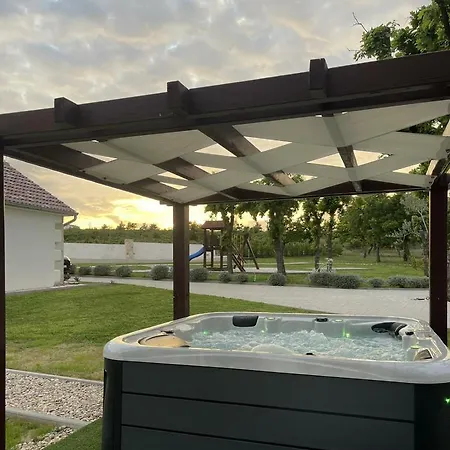 Casa Di Nikola Zadarvillas * Posedarje