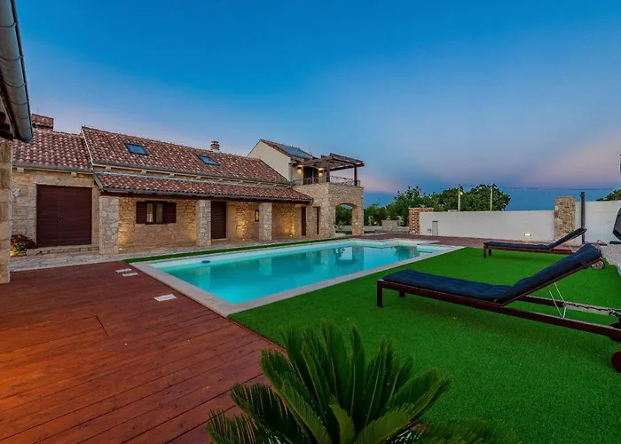 Casa Di Nikola Zadarvillas