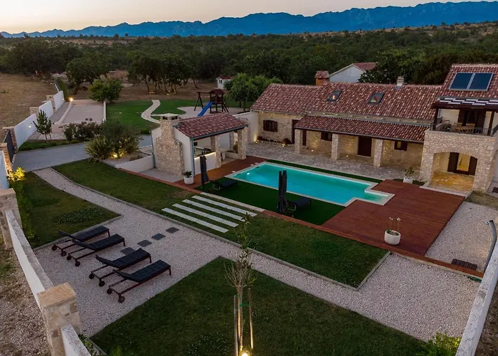 Casa Di Nikola Zadarvillas فيلة بوسيدارجي