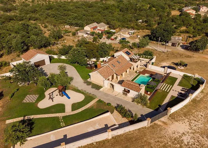 Vila Casa Di Nikola Zadarvillas *