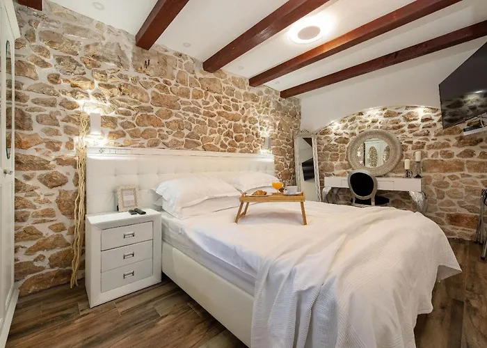 Casa Di Nikola Zadarvillas بوسيدارجي